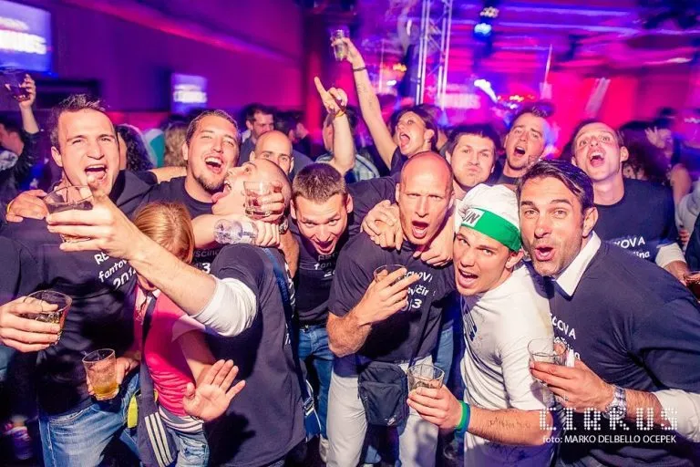 Club Party Arrangement jongens vieren vrijgezellenfeest in ljubljana