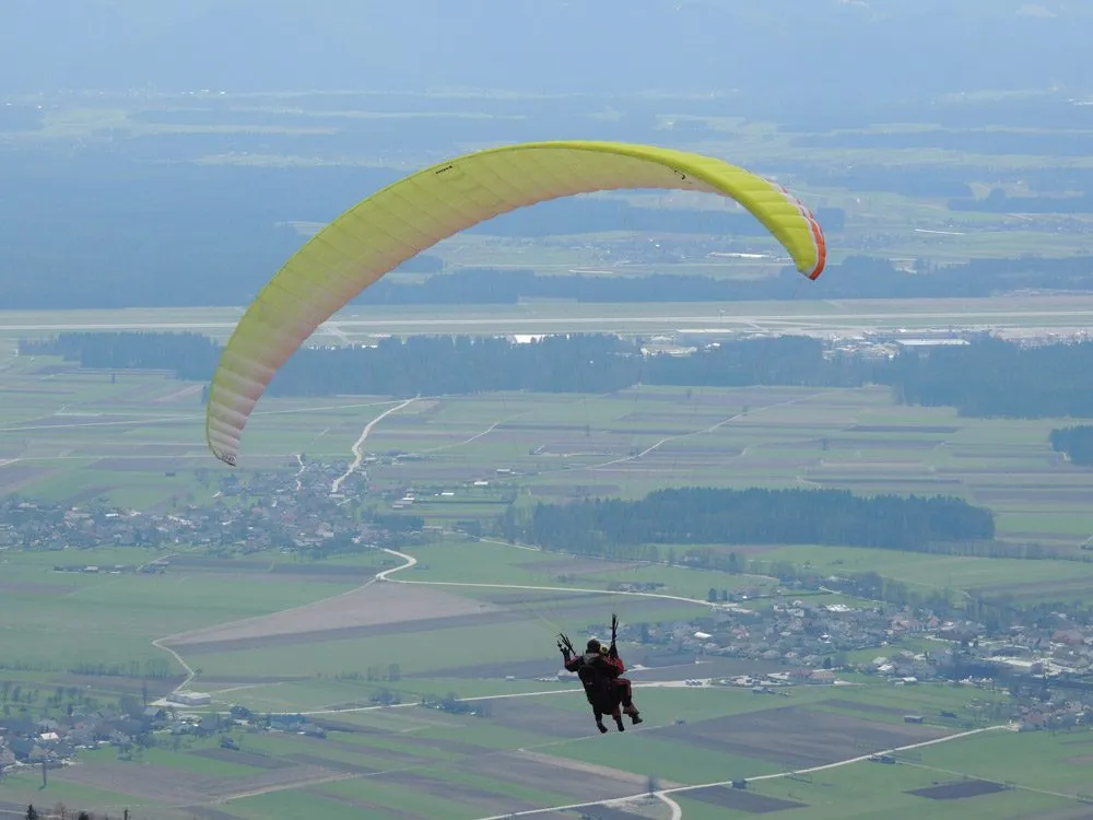 vrijgezellen paragliding ljubljana